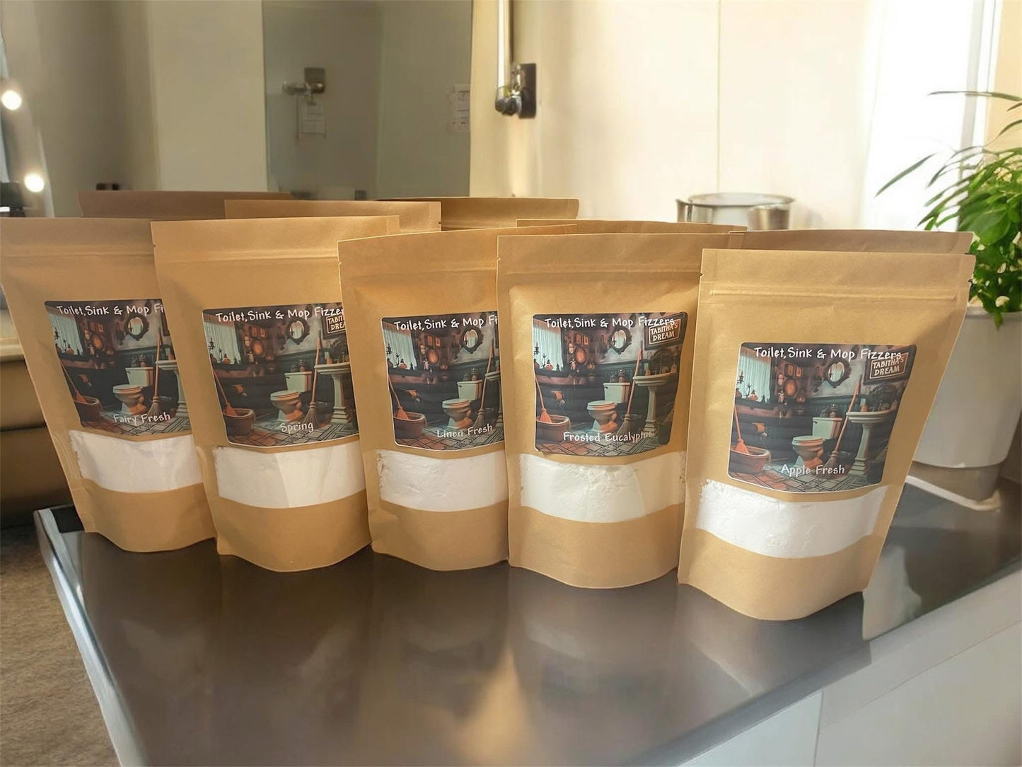 Toilet,sink,mop fizz